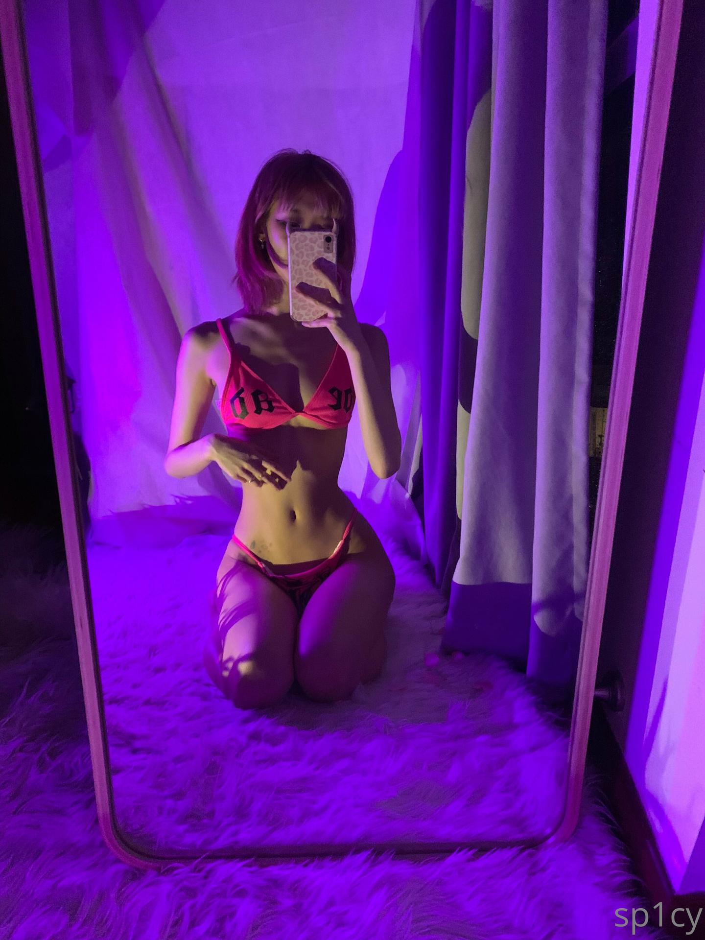 a1es5andra Nude OnlyFans Leak 1