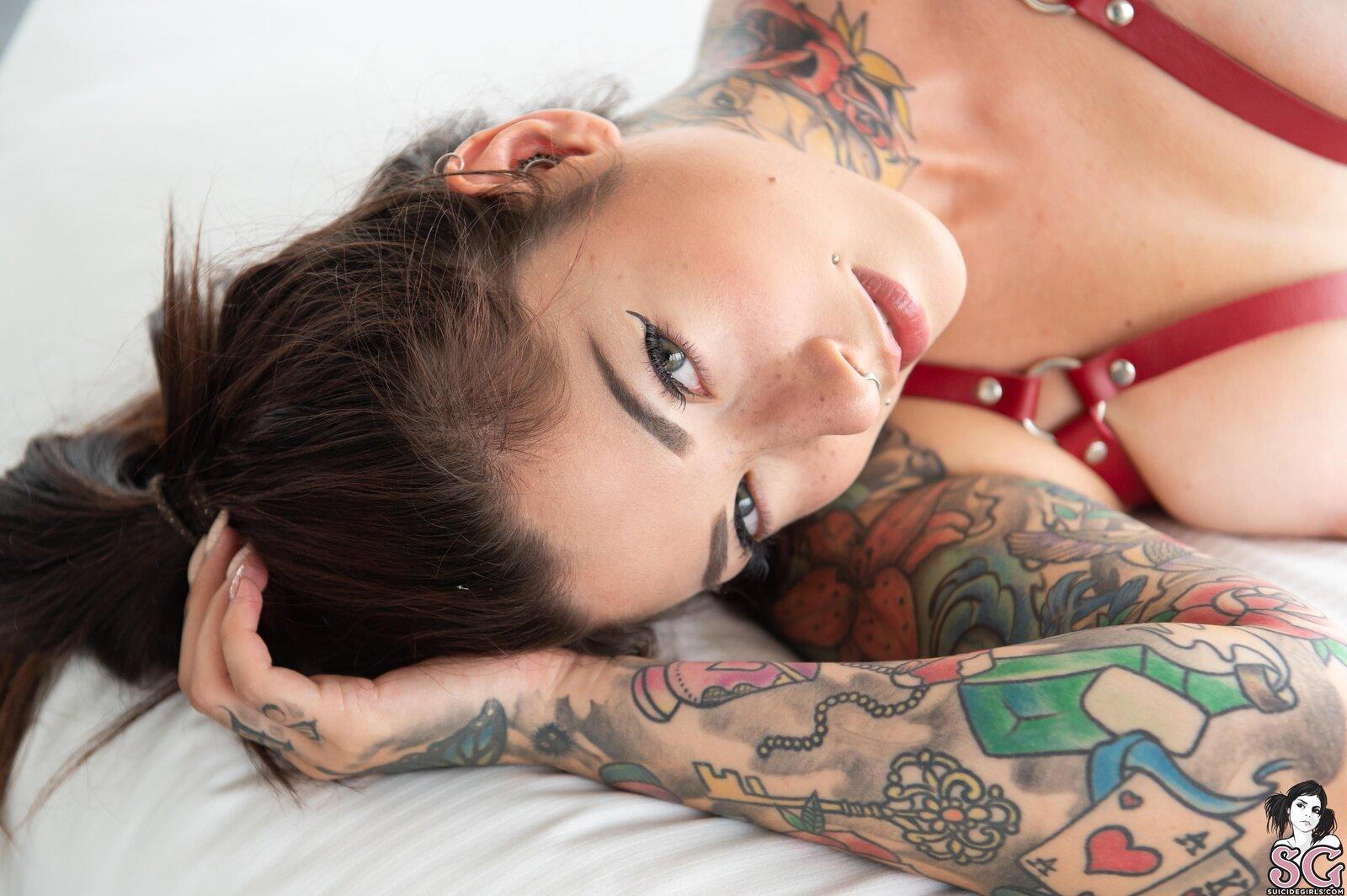 Alerose / alerosebunny Nude OnlyFans Leak 1