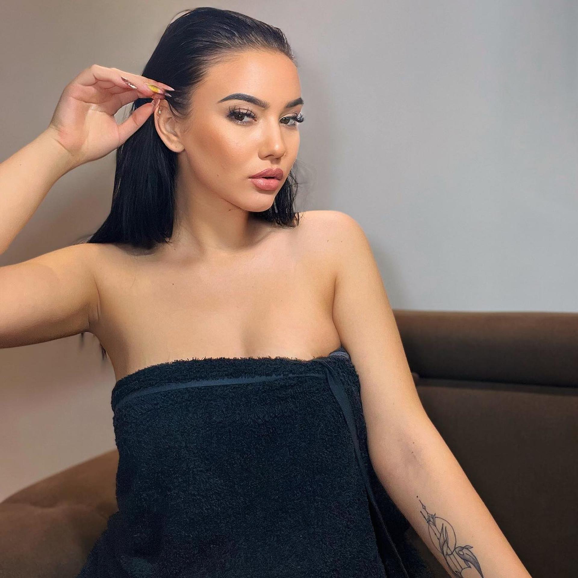 Alina Mihaela S / alina03m Nude OnlyFans Leak 1