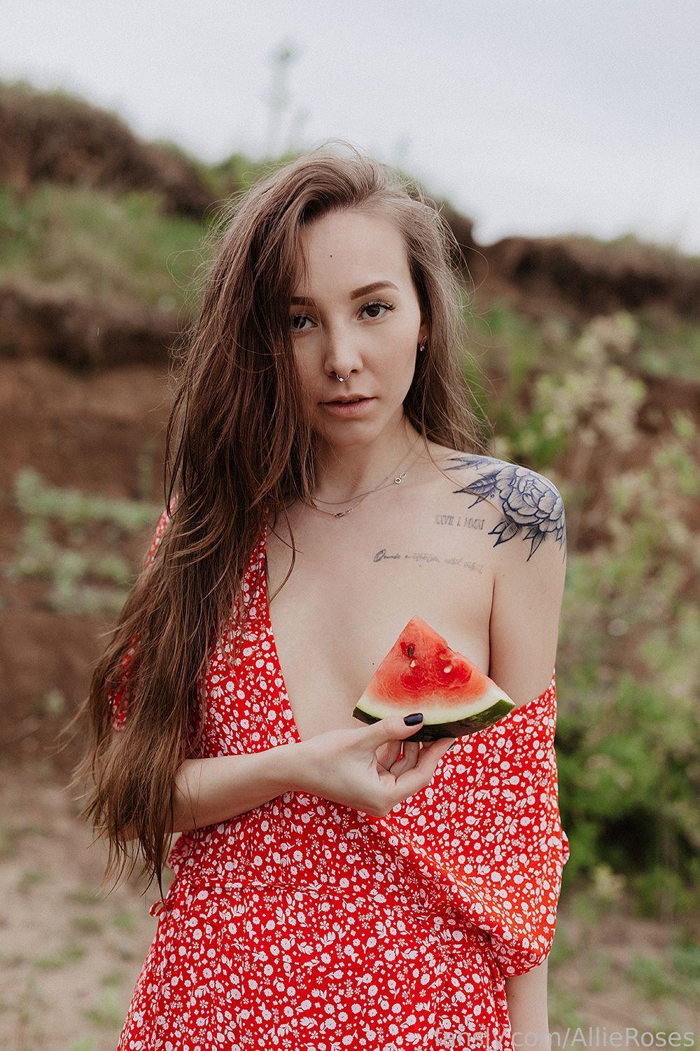 Allie_roses Nude OnlyFans Leak 1
