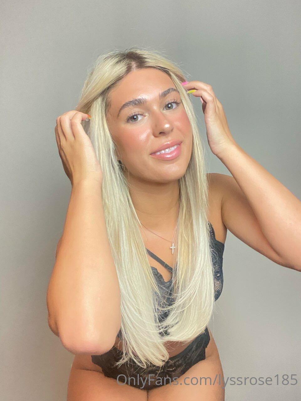 Alyssa Schoener / https: Nude OnlyFans Leak 1