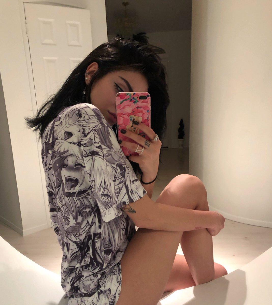 autumngravesz Nude OnlyFans Leak 1