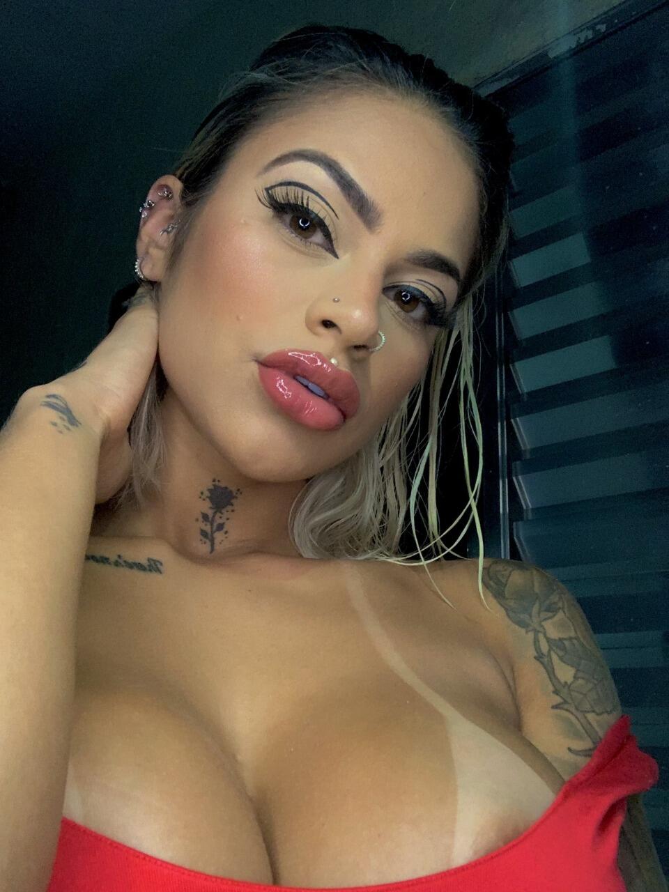 Barbimayyy / baranaismar Nude OnlyFans Leak 1