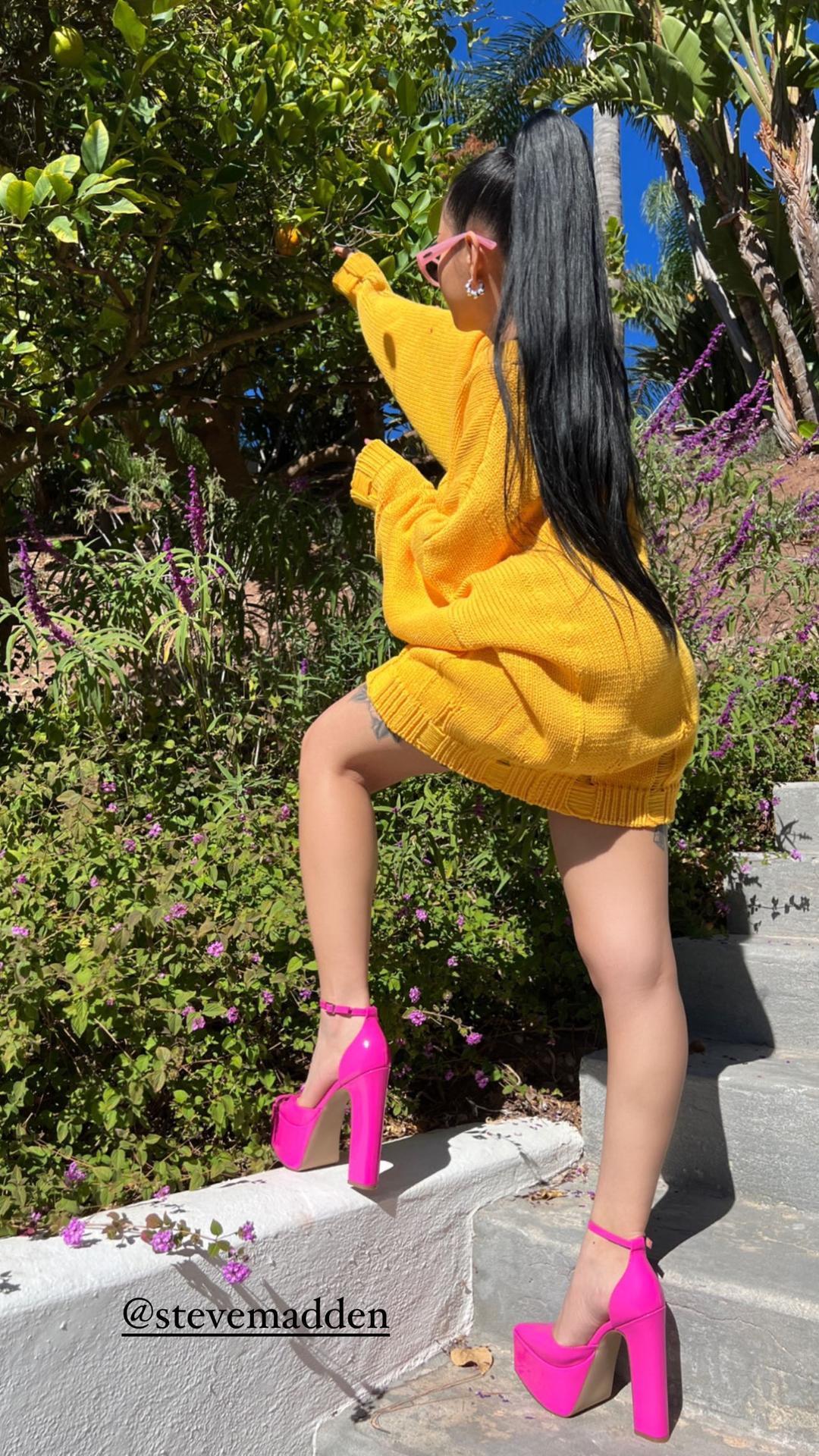 Bella Poarch / bllapoarch Nude OnlyFans Leak 1