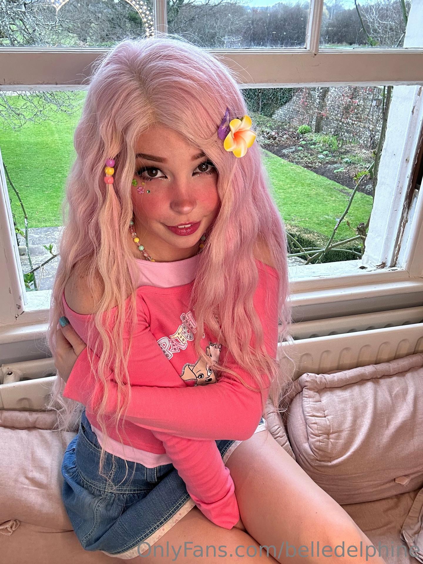 Belle Delphine / belledelphine Nude OnlyFans Leak 1