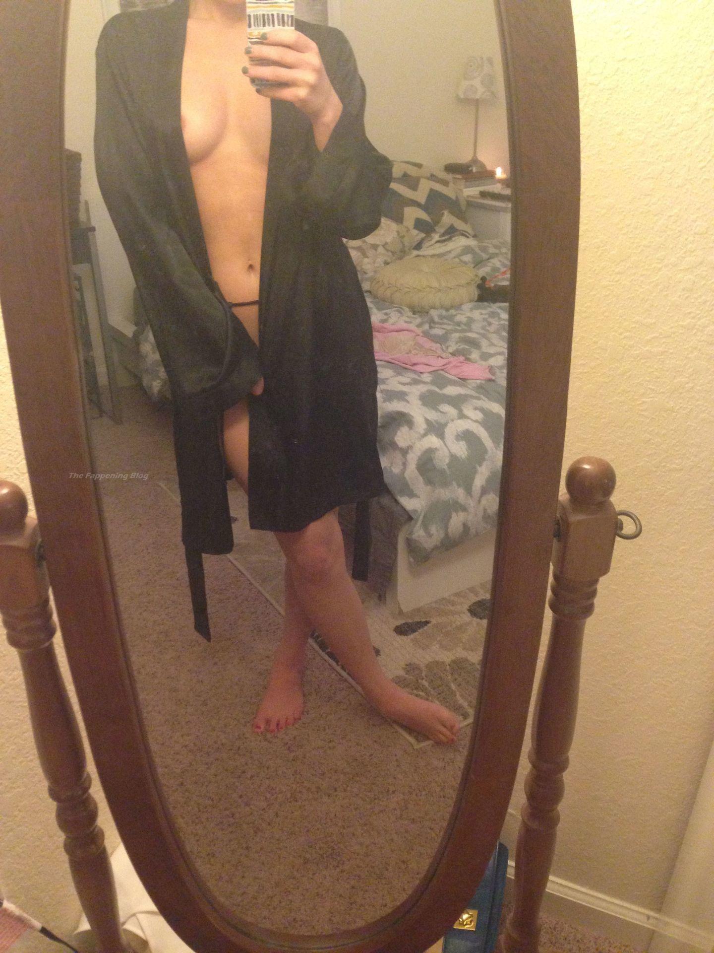 Brie Larson / finalgirleph Nude OnlyFans Leak 1