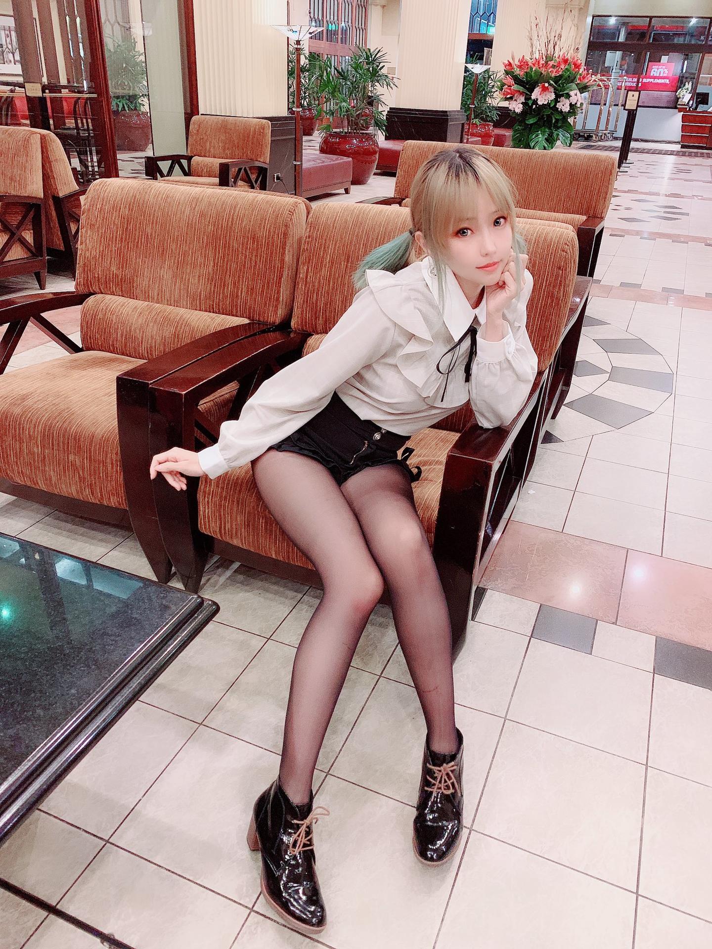 Ely Cosplay / eeelyeee Nude Patreon Leaks 27