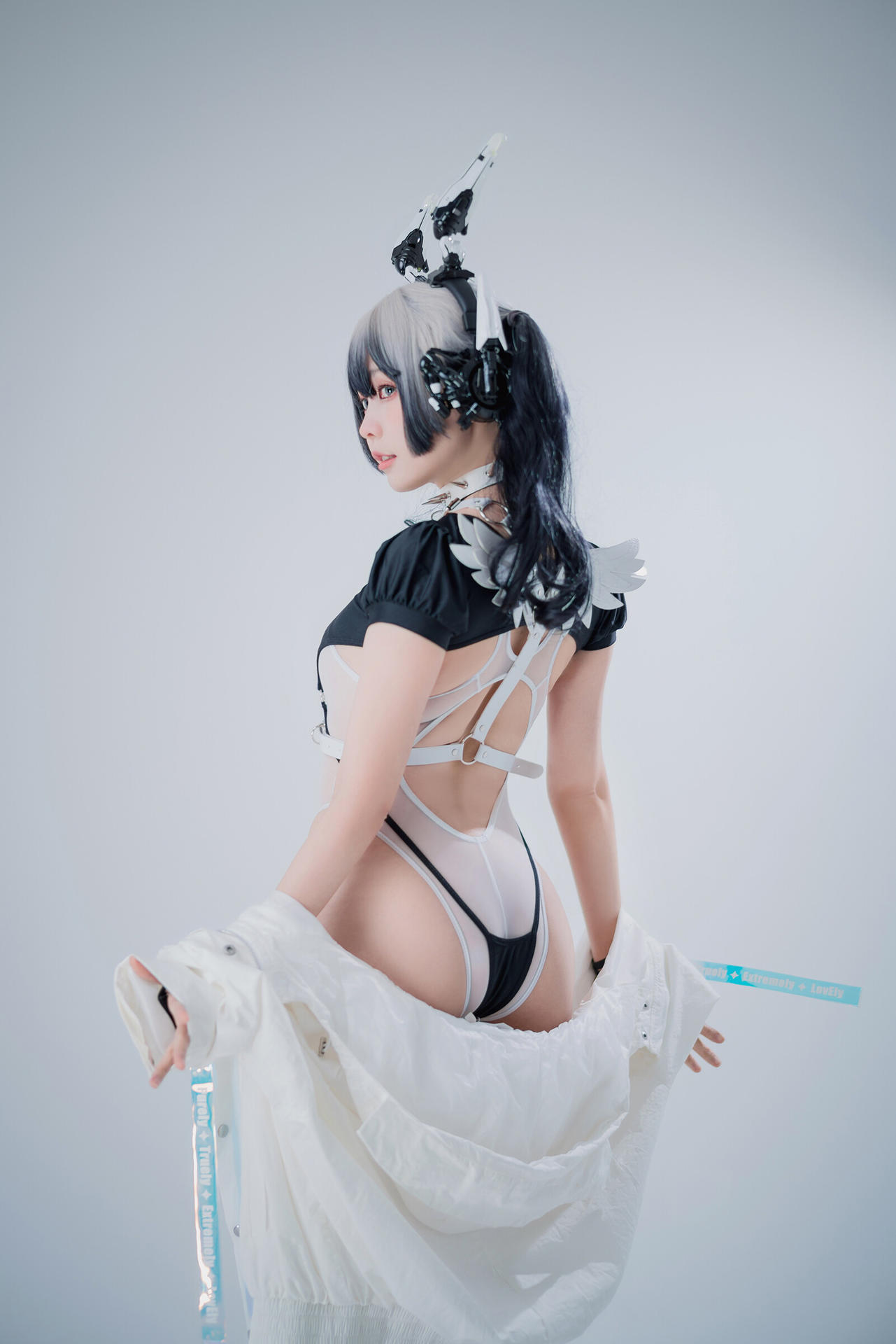 Ely Cosplay / eeelyeee Perdite Nude Patreon 1
