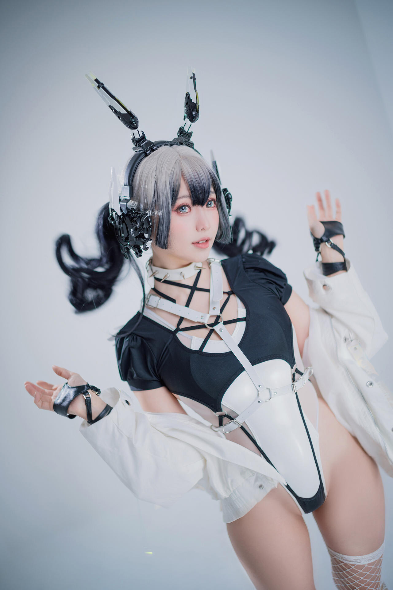Ely Cosplay / eeelyeee Perdite Nude Patreon 15