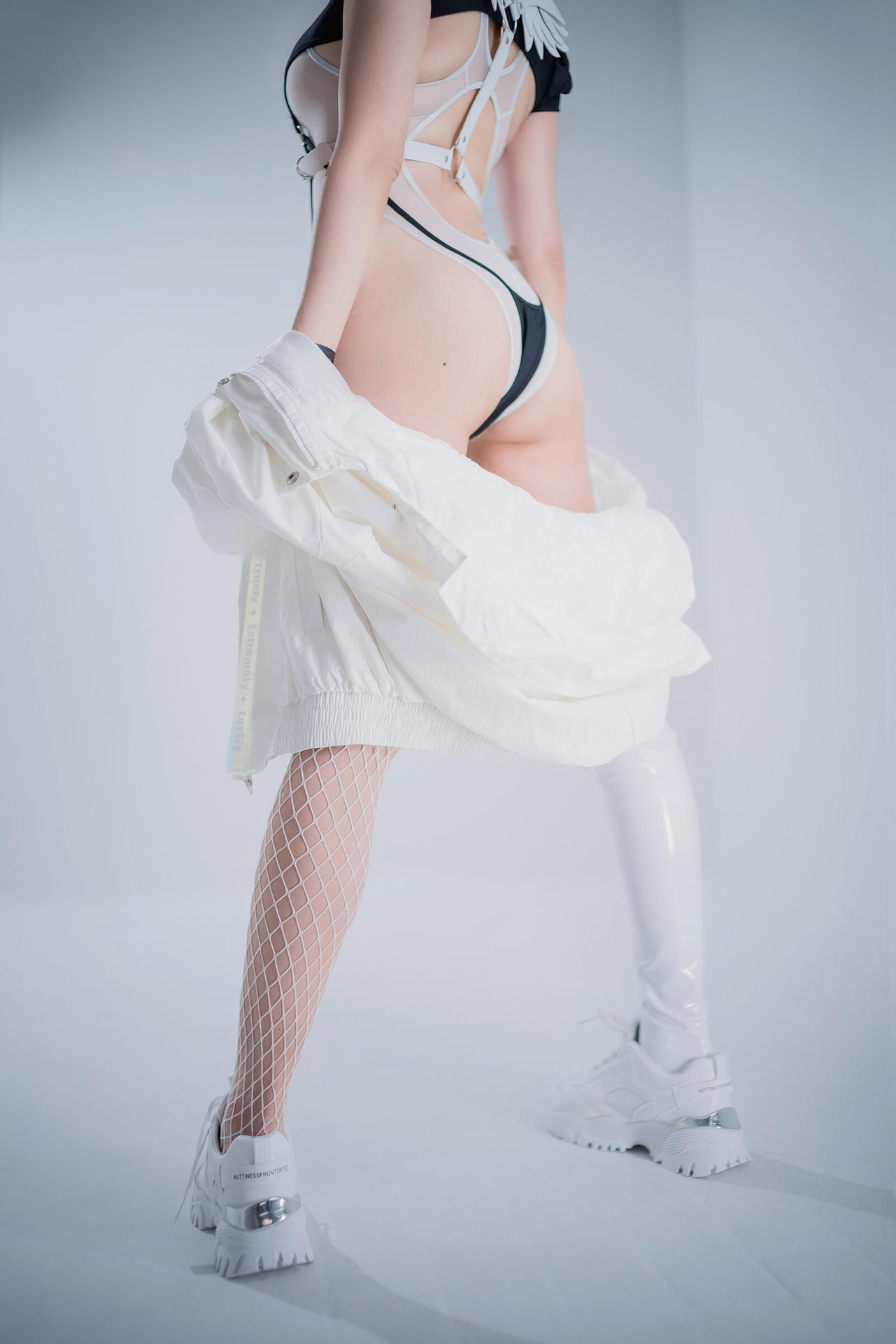 Ely Cosplay / eeelyeee Perdite Nude Patreon 16