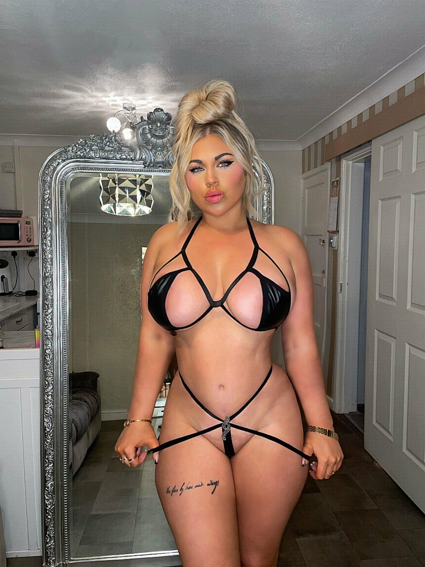 hanabbyx / hanahbbyx Nude OnlyFans Leak 1