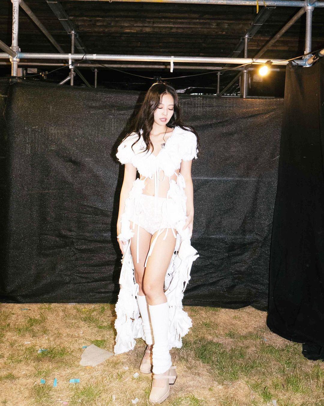 Blackpink / Jennie | BLΛƆKPIИK / sheflieshigh Perdite Nude OnlyFans 1