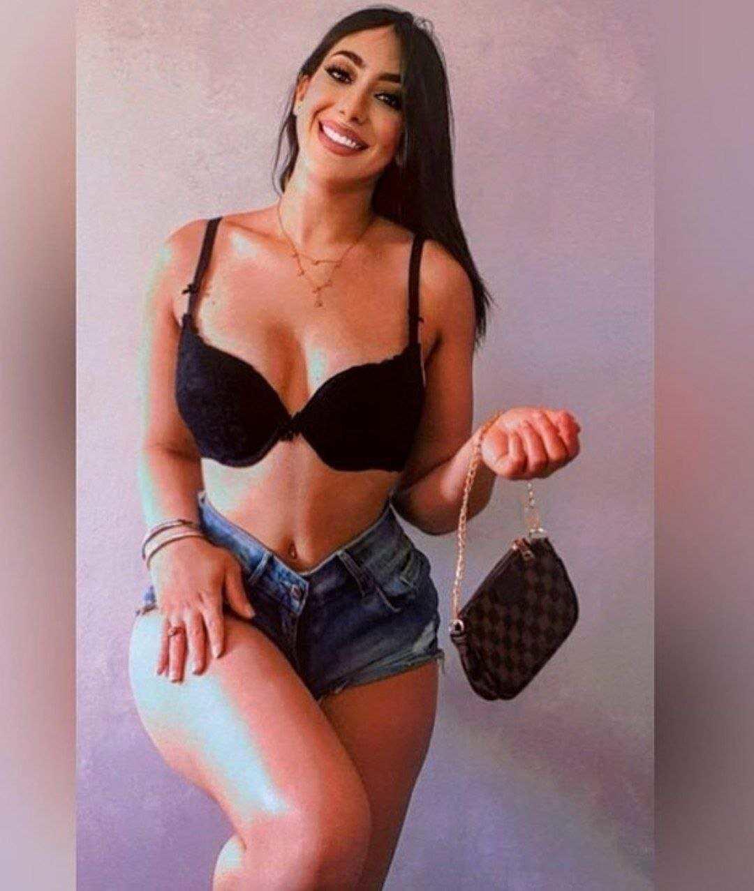 Karithecherry / huyam Nude OnlyFans Leak 1