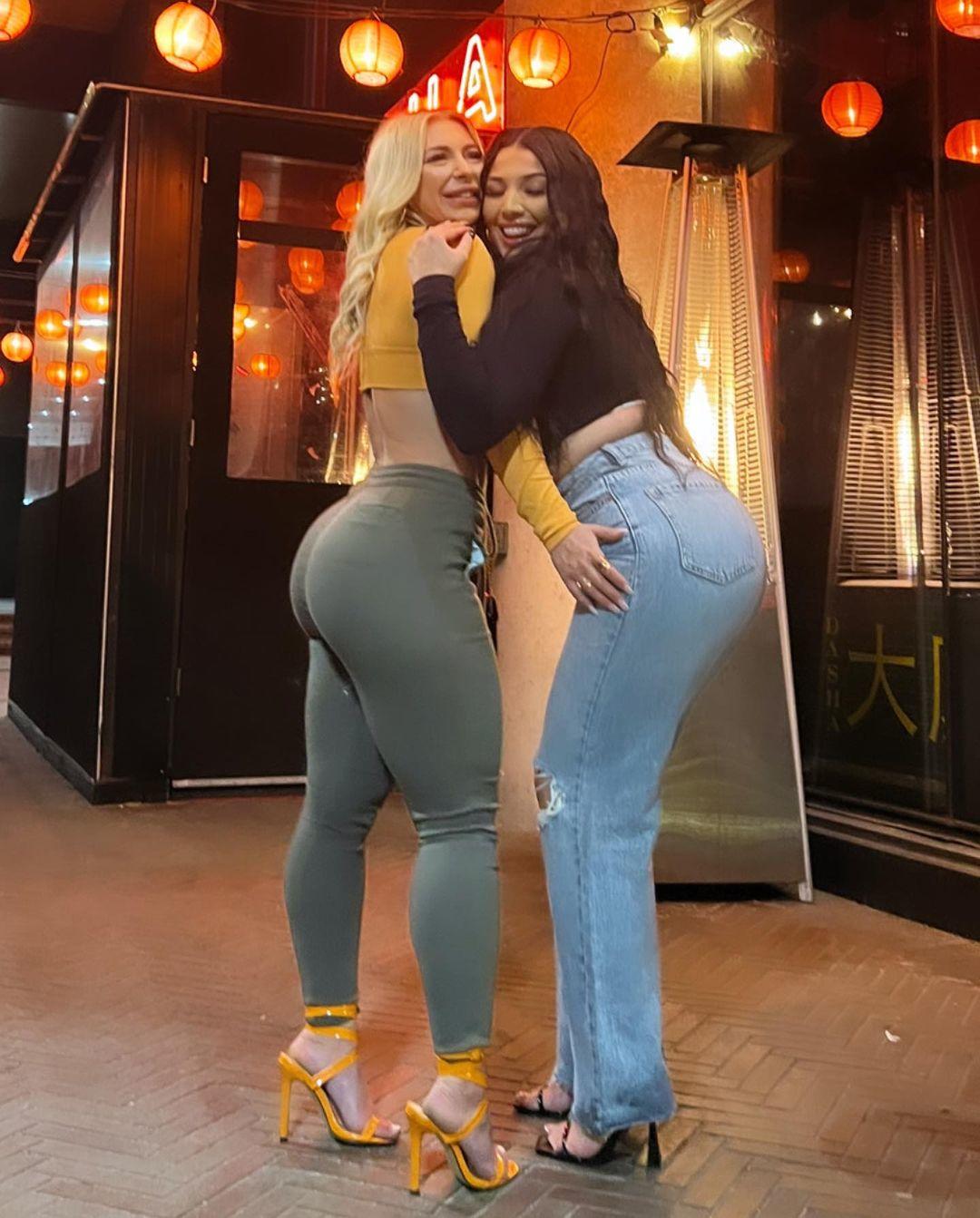 Lauren M / laurenn.mireles Nude OnlyFans Leak 1