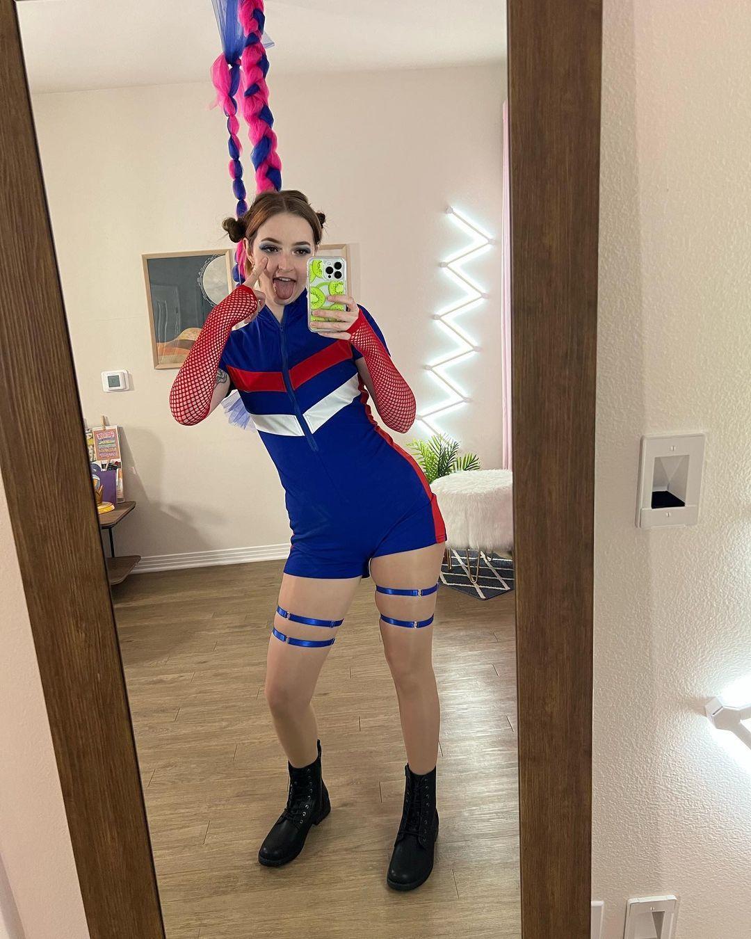Littlesiha Nude OnlyFans Leak 1