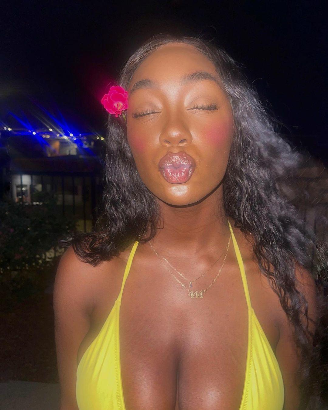 Majormommyissues / mommyissues3 Nude OnlyFans Leak 1