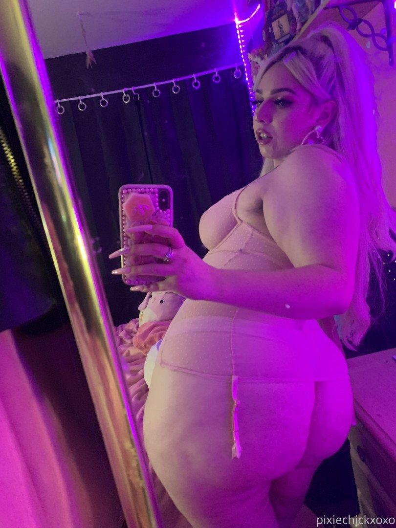 pixiechickxoxo Nude OnlyFans Leak 1