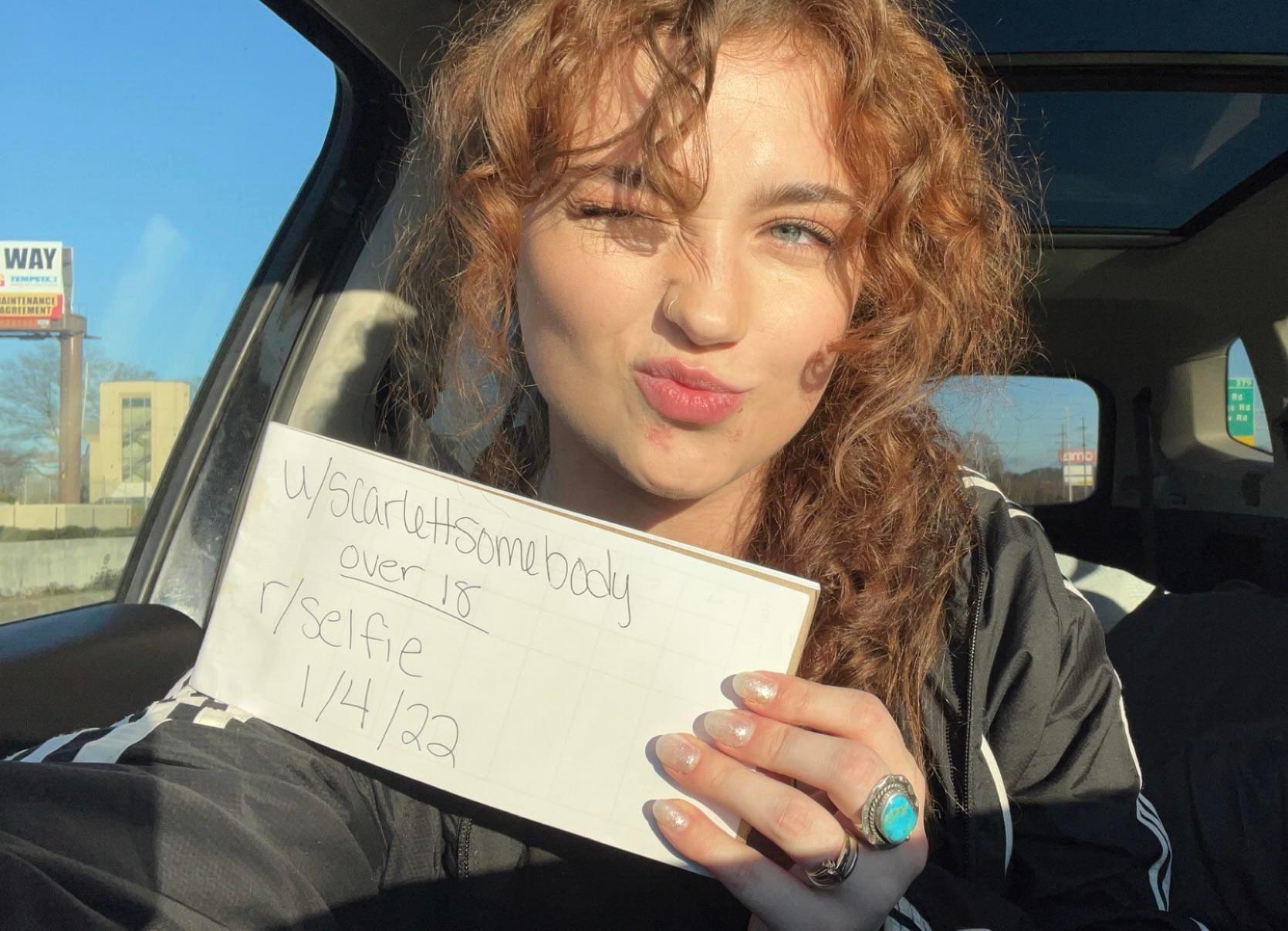 Scarlett Fievre / Scarlett_Somebody / scarlettsnow69 Nude OnlyFans Leak 1