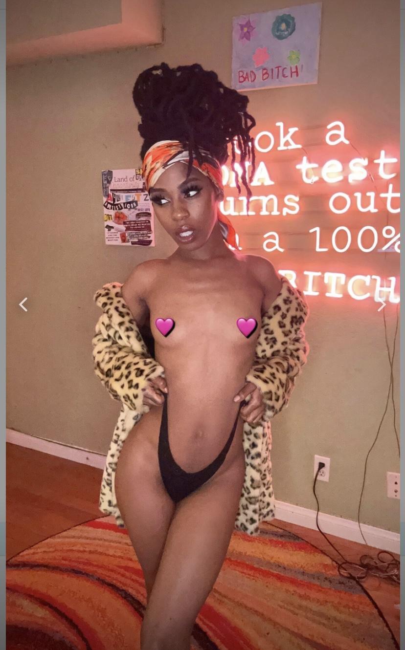 allicatttx / urfavgirlfriend Nude OnlyFans Leak 1