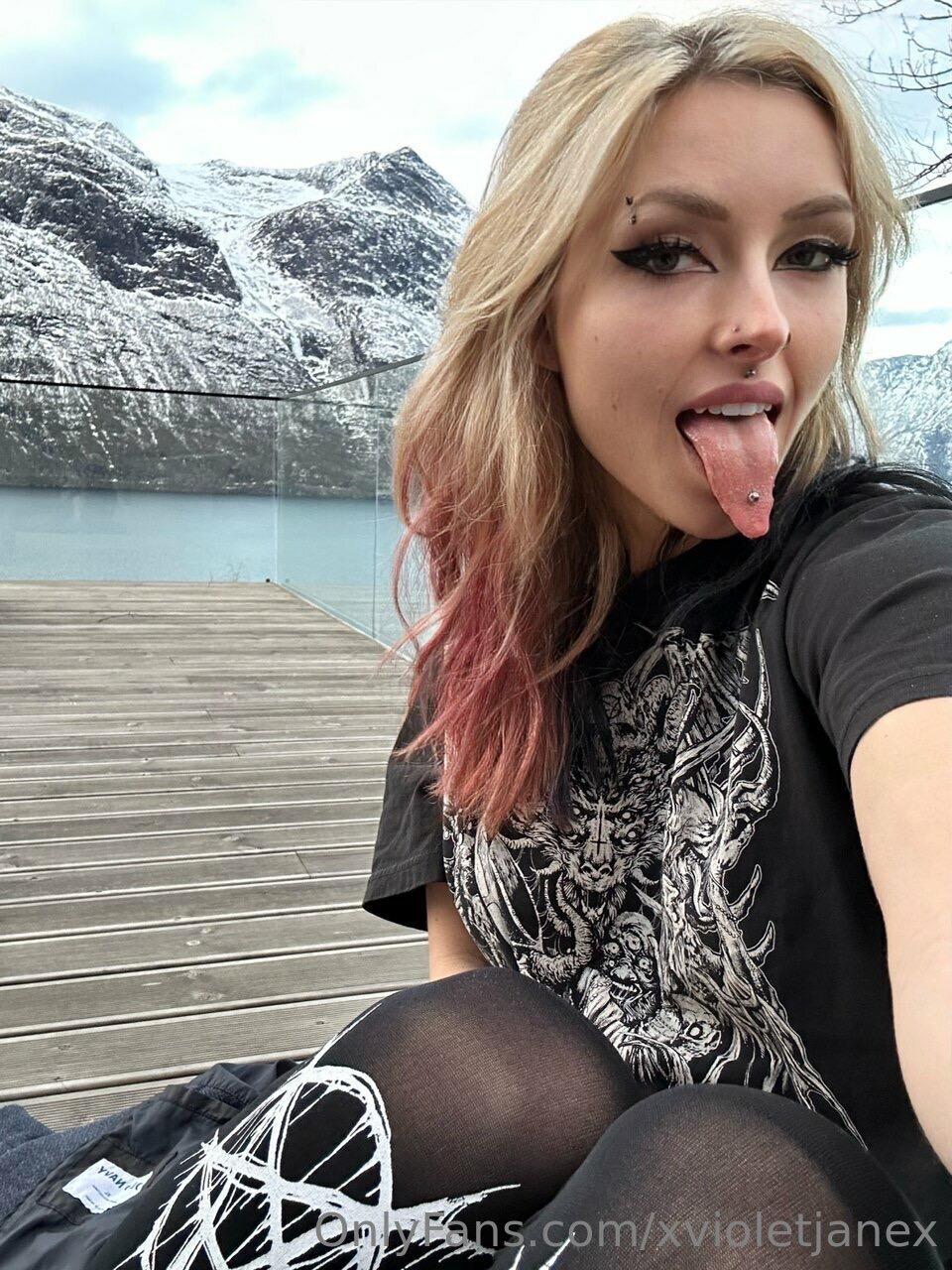 Violet Jane / xvioletjanex Nude OnlyFans Leak 1