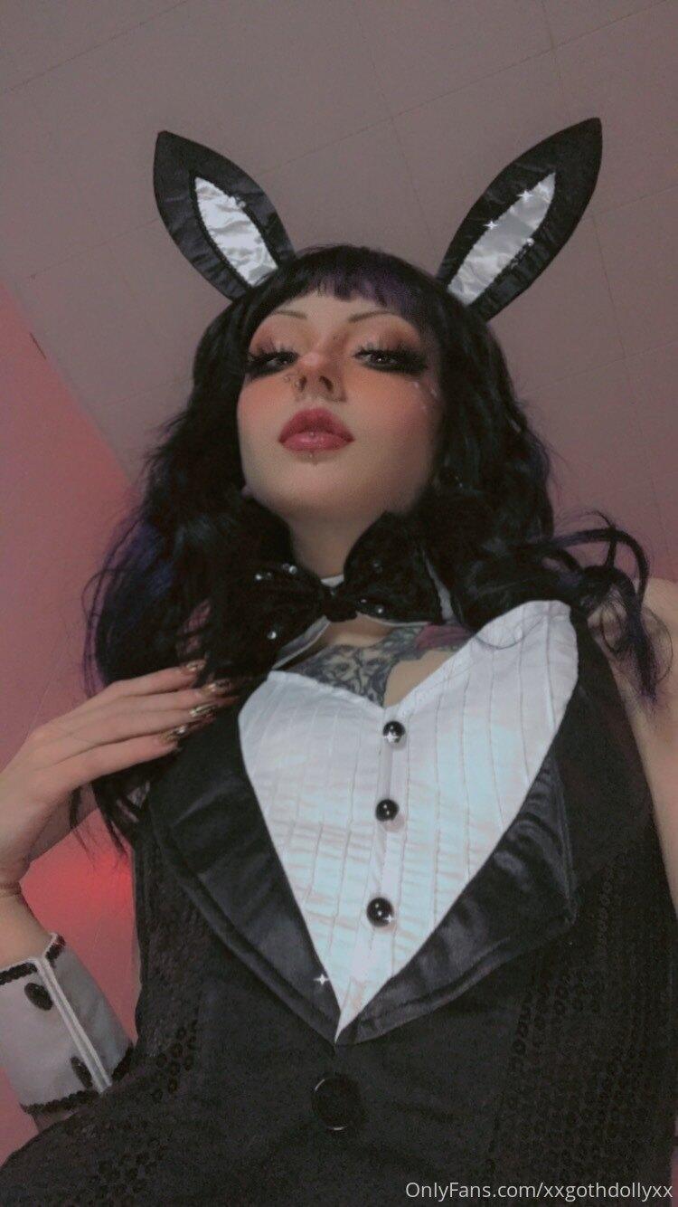 xxgothdollyxx Nude OnlyFans Leak 14