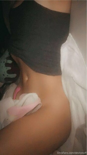 devilybuff Leak Nudi OnlyFans Foto 6