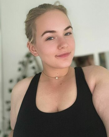 Gee Ruby / babyygeeexx / its_your_gal_rubyyyy Leak Nudi OnlyFans Foto 2