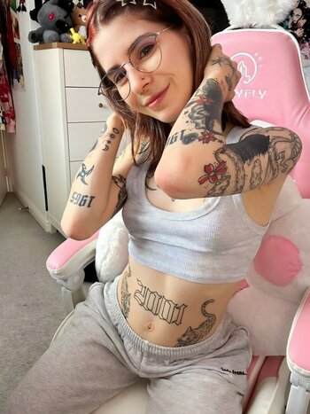 https.kiiro / irlkiiro Leak Nudi OnlyFans Foto 3