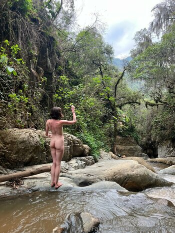 kittynippyhippie / littlenippyhippie Leak Nudi OnlyFans Foto 22