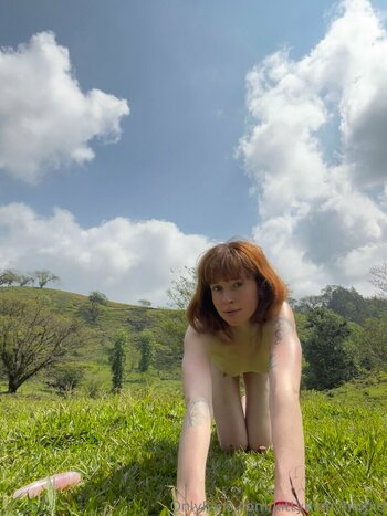 kittynippyhippie / littlenippyhippie Leak Nudi OnlyFans Foto 33