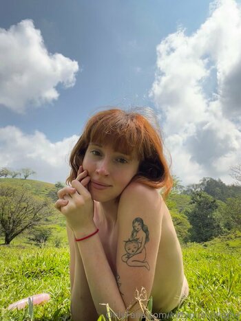kittynippyhippie / littlenippyhippie Leak Nudi OnlyFans Foto 37