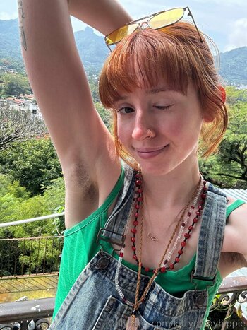 kittynippyhippie / littlenippyhippie Leak Nudi OnlyFans Foto 43