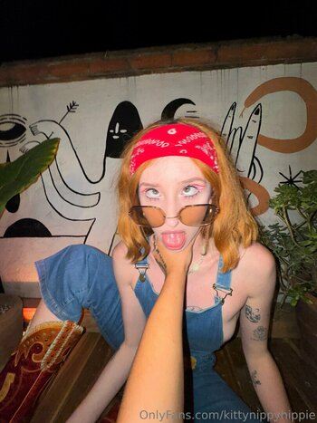 kittynippyhippie / littlenippyhippie Leak Nudi OnlyFans Foto 58