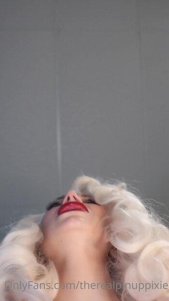 Pineup Pixie / Bianca Blakney 2 / pinuppixietm / therealpinuppixie Leak Nudi OnlyFans Foto 26