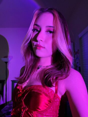 Pixiekuma / Ari / Pixiest Leak Nudi OnlyFans Foto 1