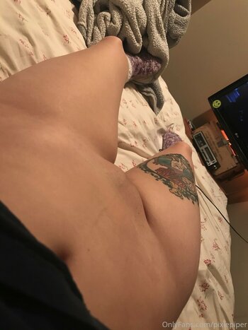PixiePiper / pixiepiper1 / zeff.butterfly Leak Nudi OnlyFans Foto 6