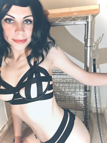 Rubyrailed / mxrubyrailed / ruby.jade.sapphire Leak Nudi OnlyFans Foto 1