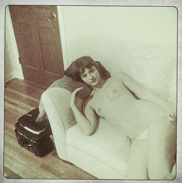 Mary Elizabeth Winstead Nuda 05