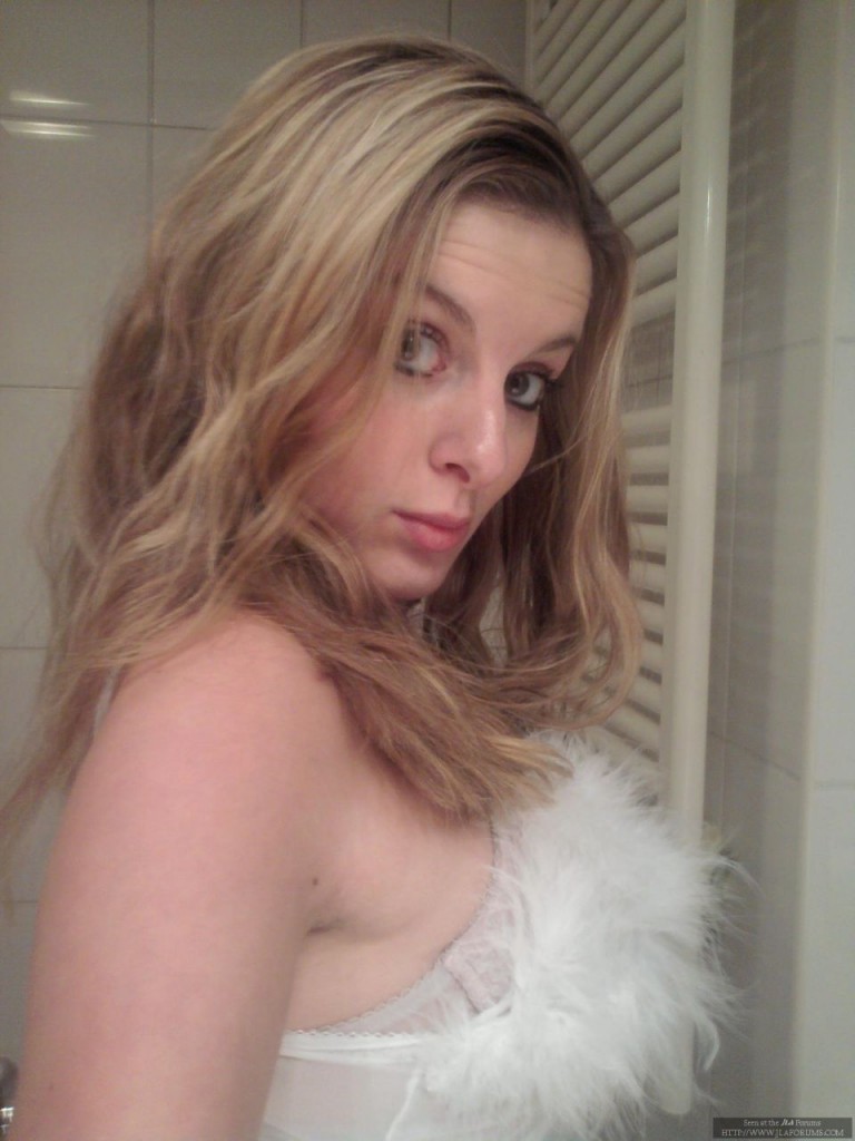 Lisa Kelly Nuda 11
