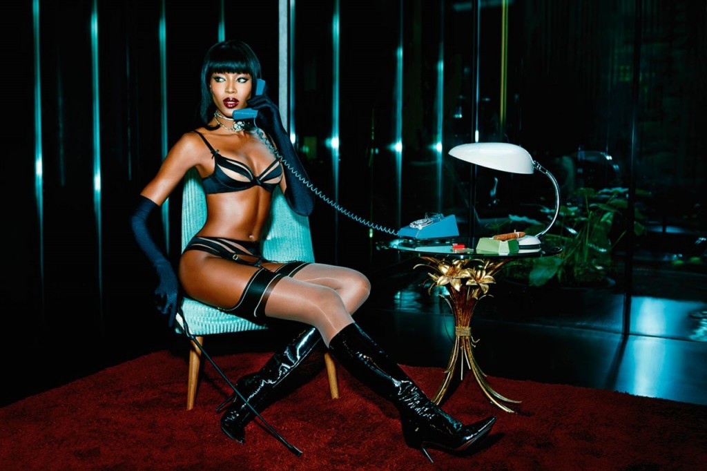 Naomi Campbell Nuda 03