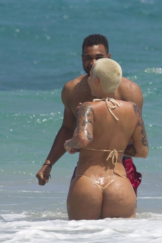 Amber Rose Topless 21