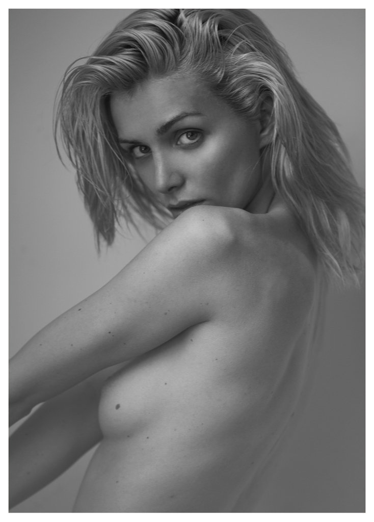 Eva-Gii-Topless-3