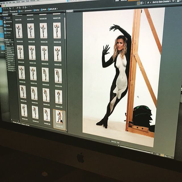 Joanna-Krupa-Body-Paint-1