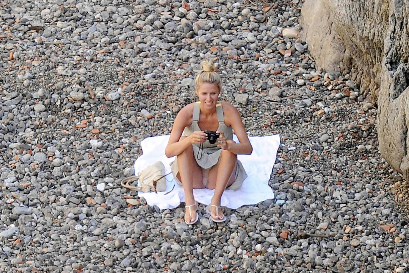 Nicky-Hilton-Upskirt-10