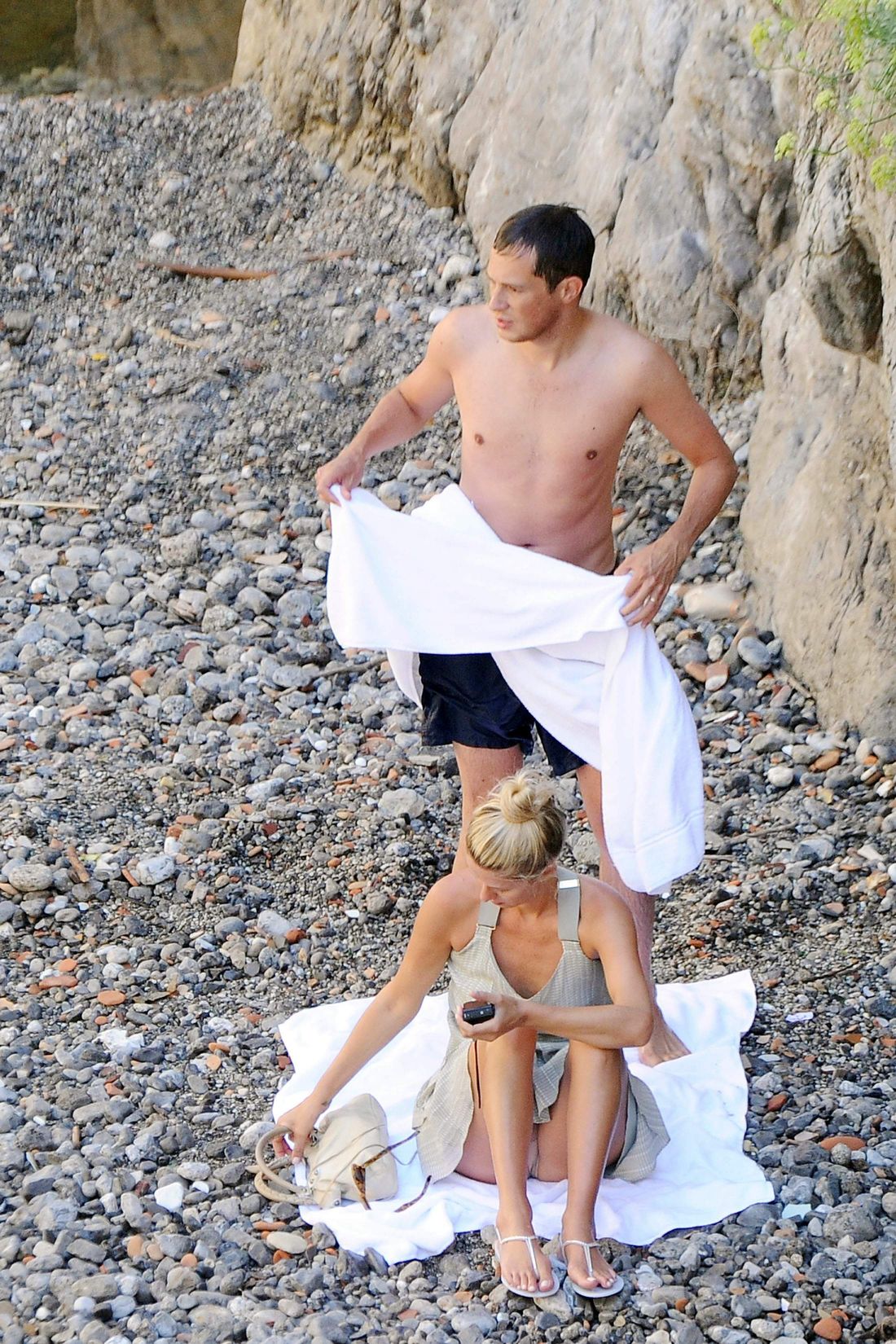 Nicky-Hilton-Upskirt-3