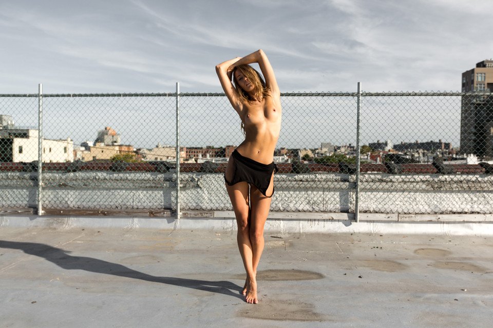 Georgia-Sumner-Topless-11