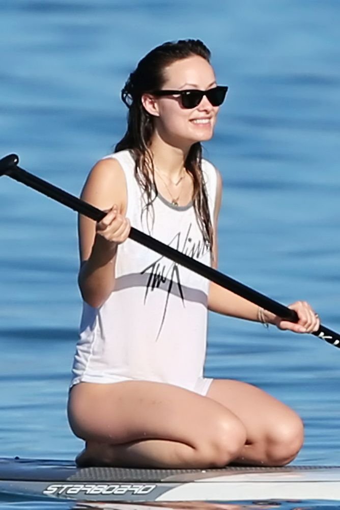 Olivia-Wilde-in-a-Bikini-12