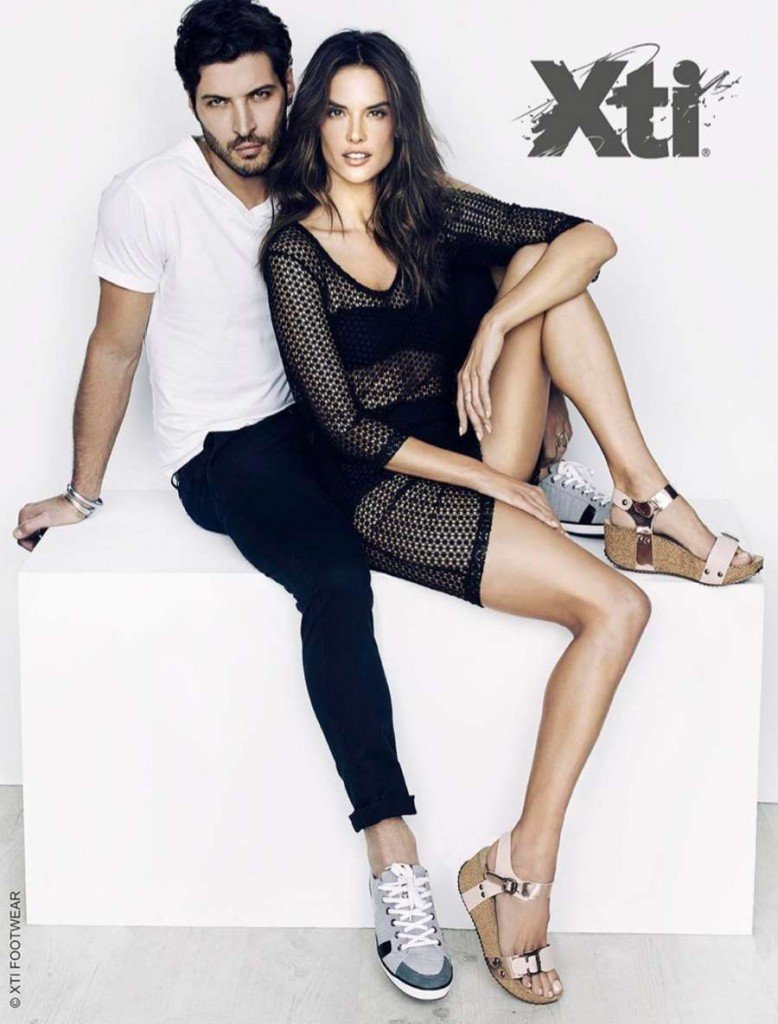 Alessandra-Ambrosio-Sexy-8