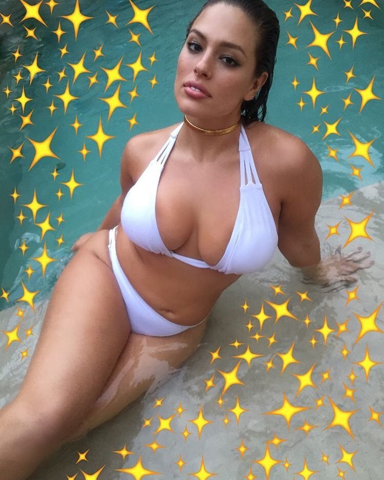 Ashley-Graham-Sexy-7