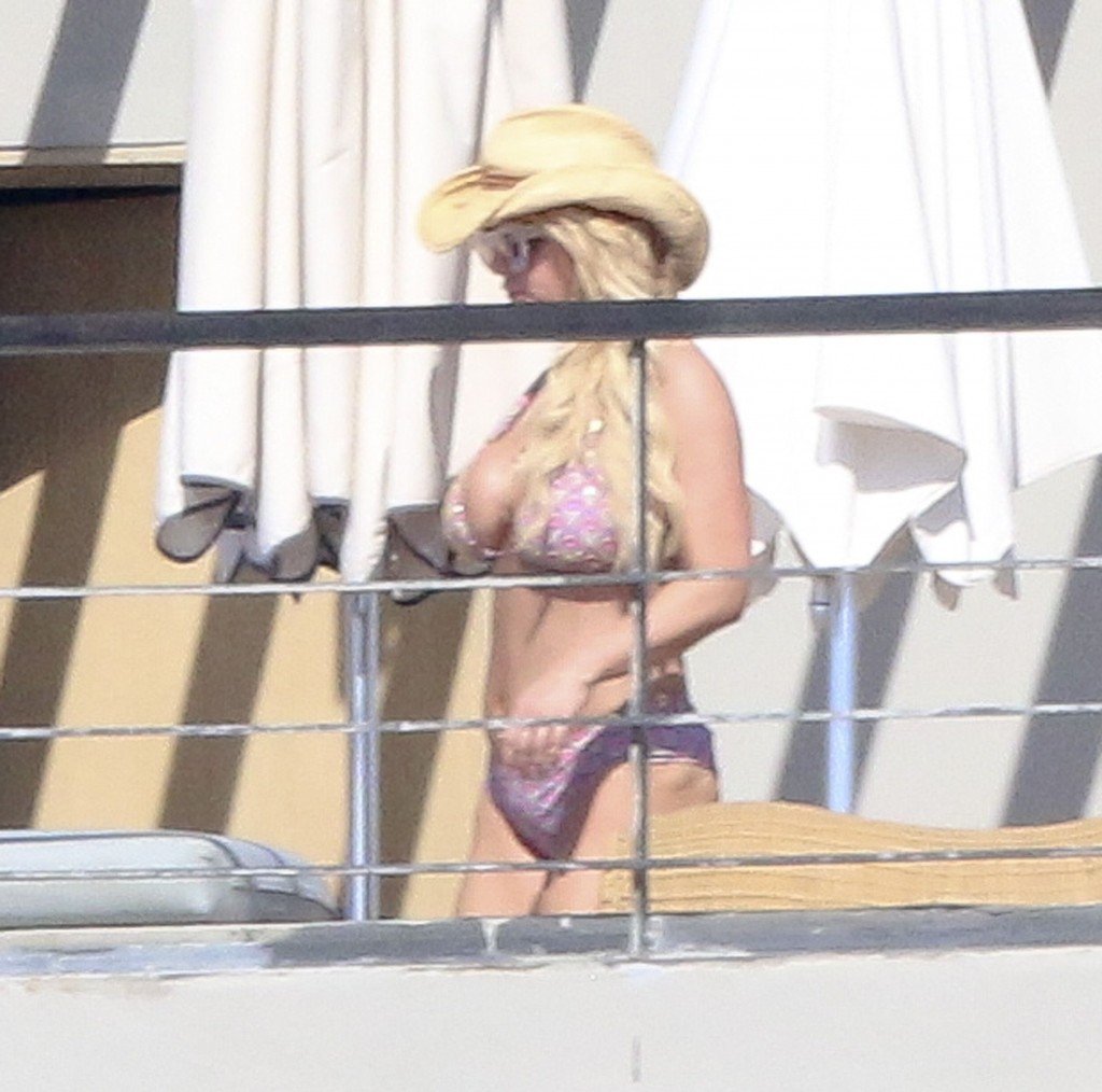 Jessica Simpson Sexy 29